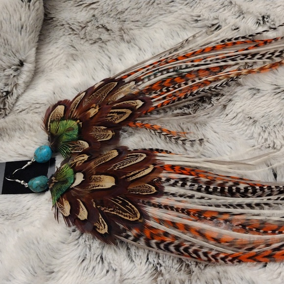 Feather earrings - Picture 3 of 6